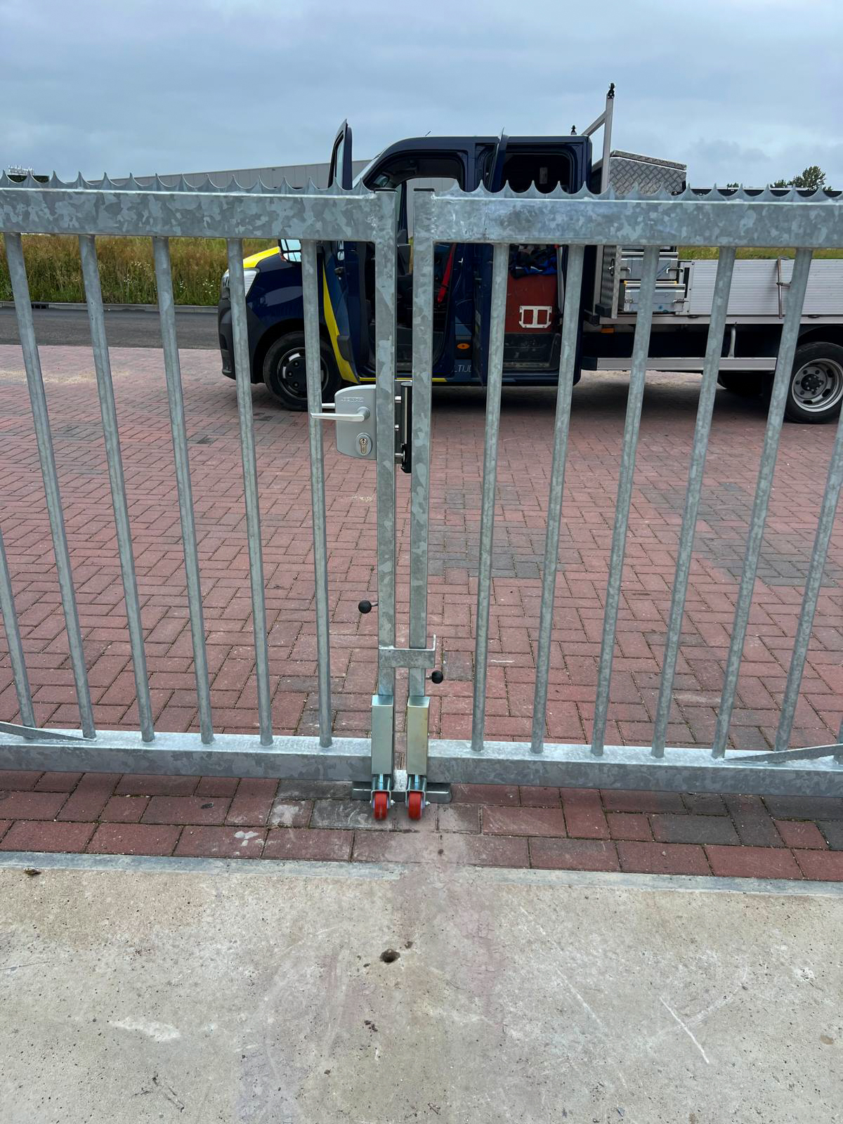 WhatsApp Image 2025-09-12 at 09.13.27